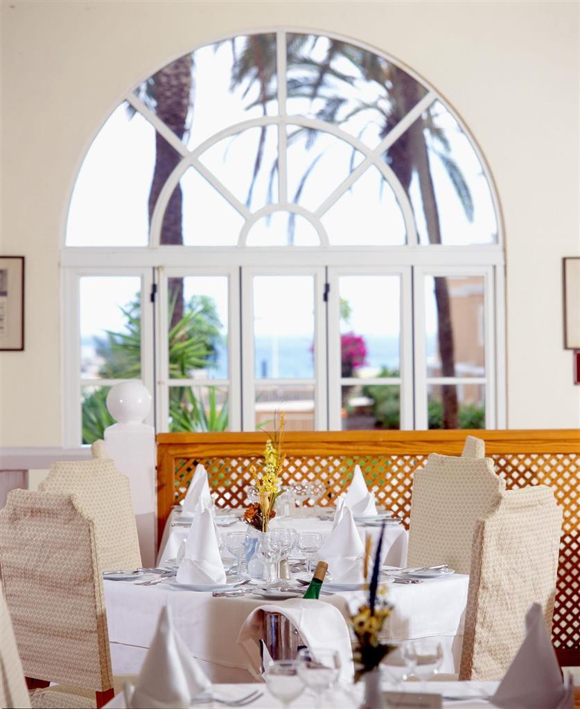 ซอล ซัน บีช อปาร์ตาเมนโตส Aparthotel Costa Adeje  ร้านอาหาร รูปภาพ
