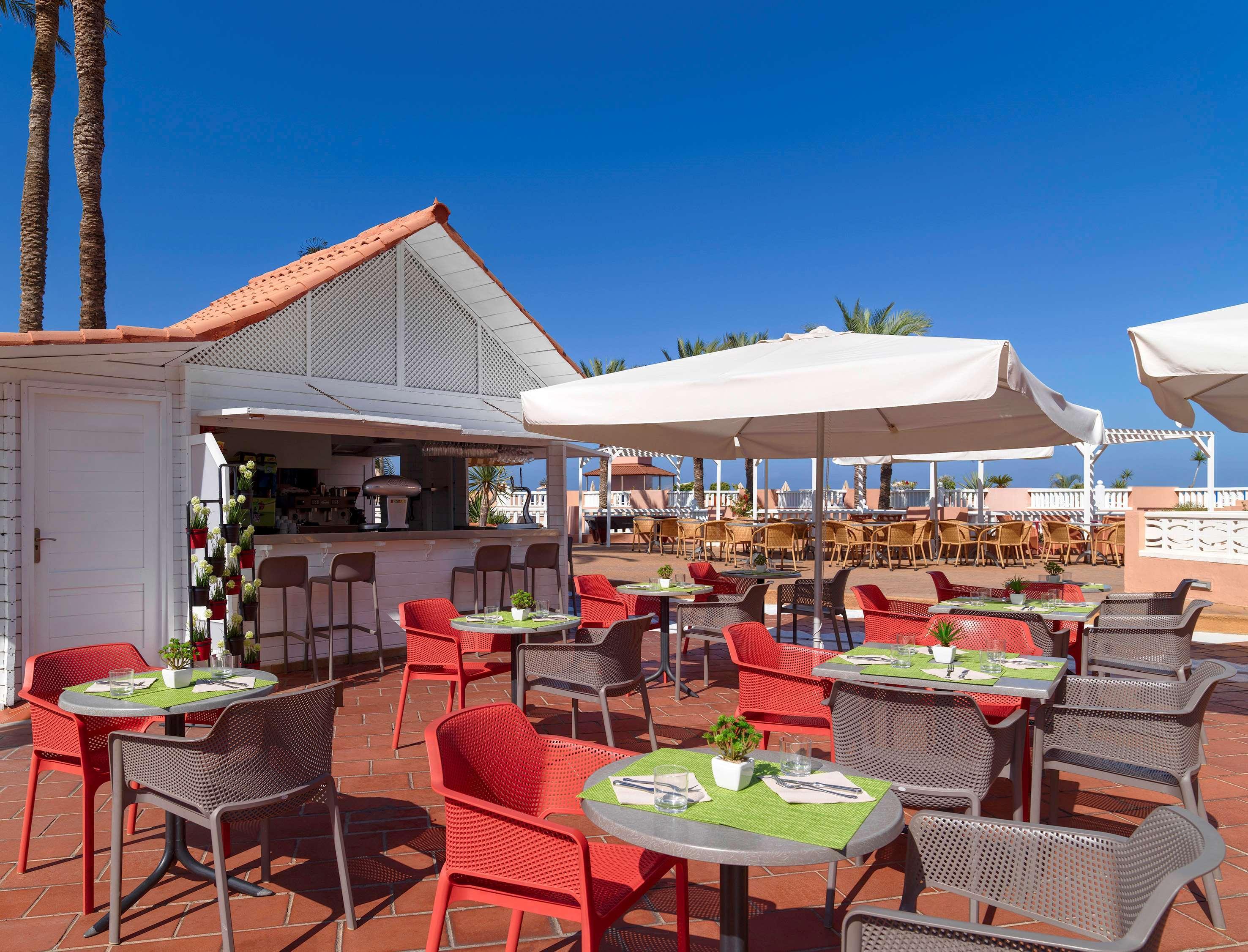 ซอล ซัน บีช อปาร์ตาเมนโตส Aparthotel Costa Adeje  ภายนอก รูปภาพ