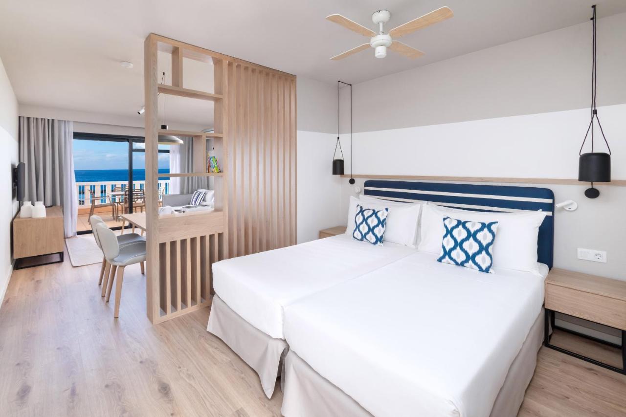 ซอล ซัน บีช อปาร์ตาเมนโตส Aparthotel Costa Adeje  ภายนอก รูปภาพ