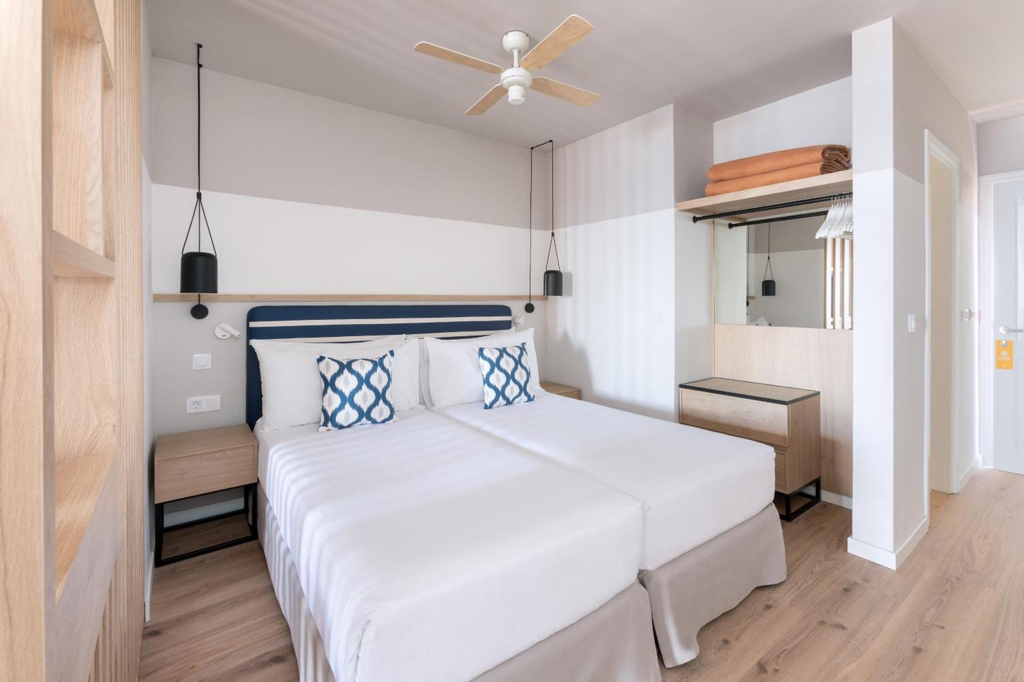 ซอล ซัน บีช อปาร์ตาเมนโตส Aparthotel Costa Adeje  ห้อง รูปภาพ