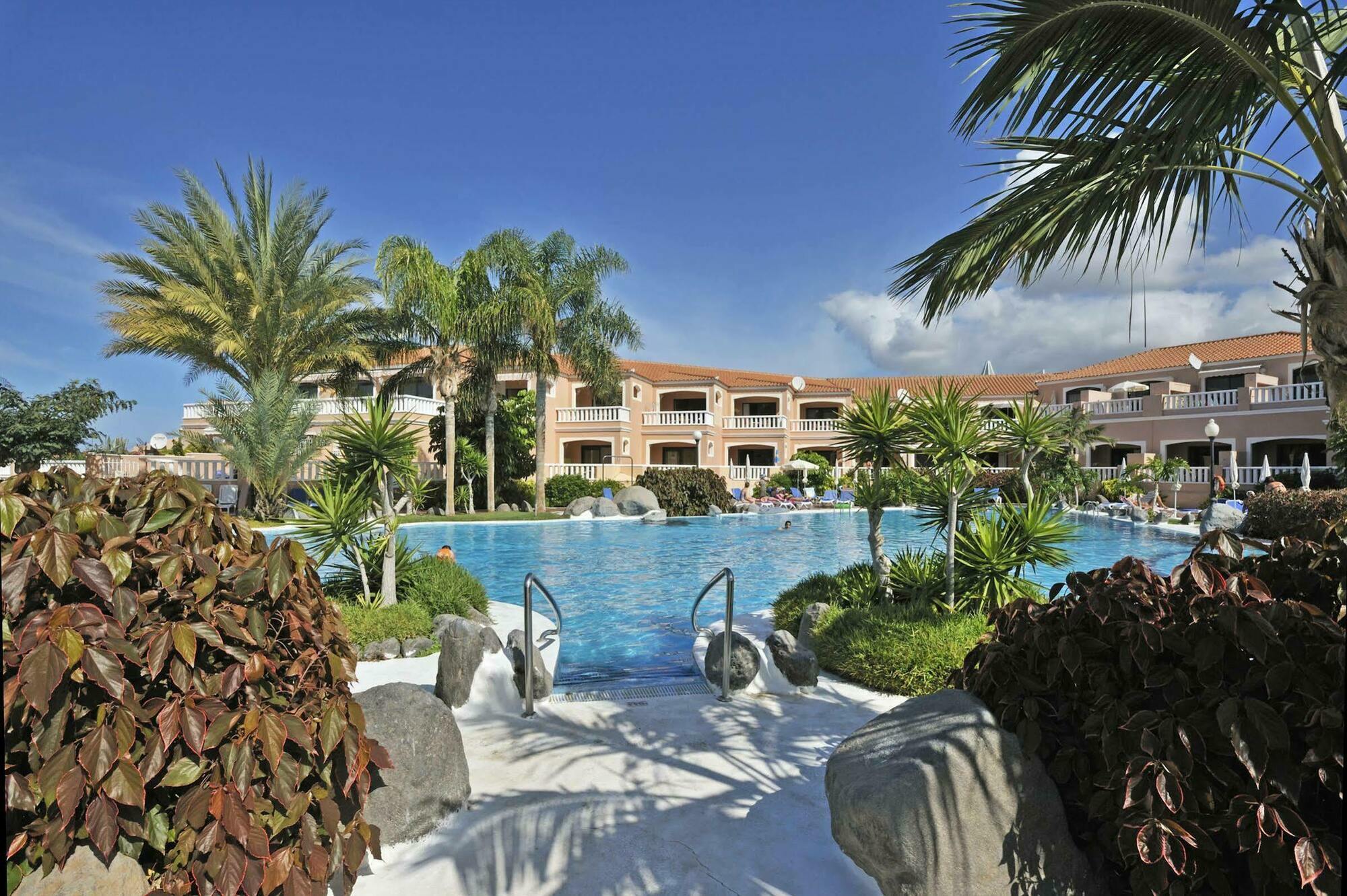 ซอล ซัน บีช อปาร์ตาเมนโตส Aparthotel Costa Adeje  ภายนอก รูปภาพ